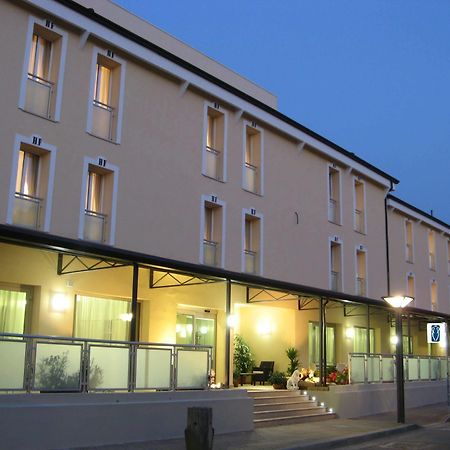 Hotel Fontanelle Fratta Terme Exterior photo