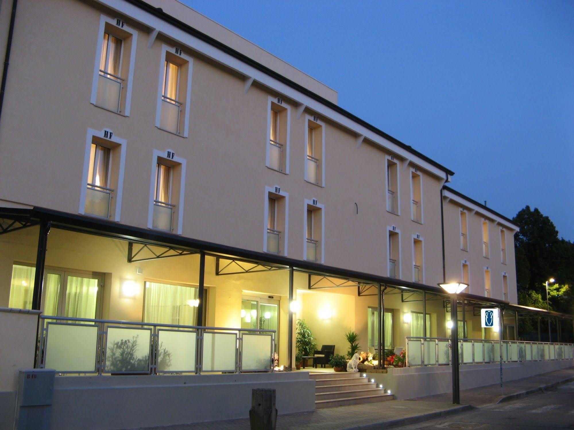 Hotel Fontanelle Fratta Terme Exterior photo